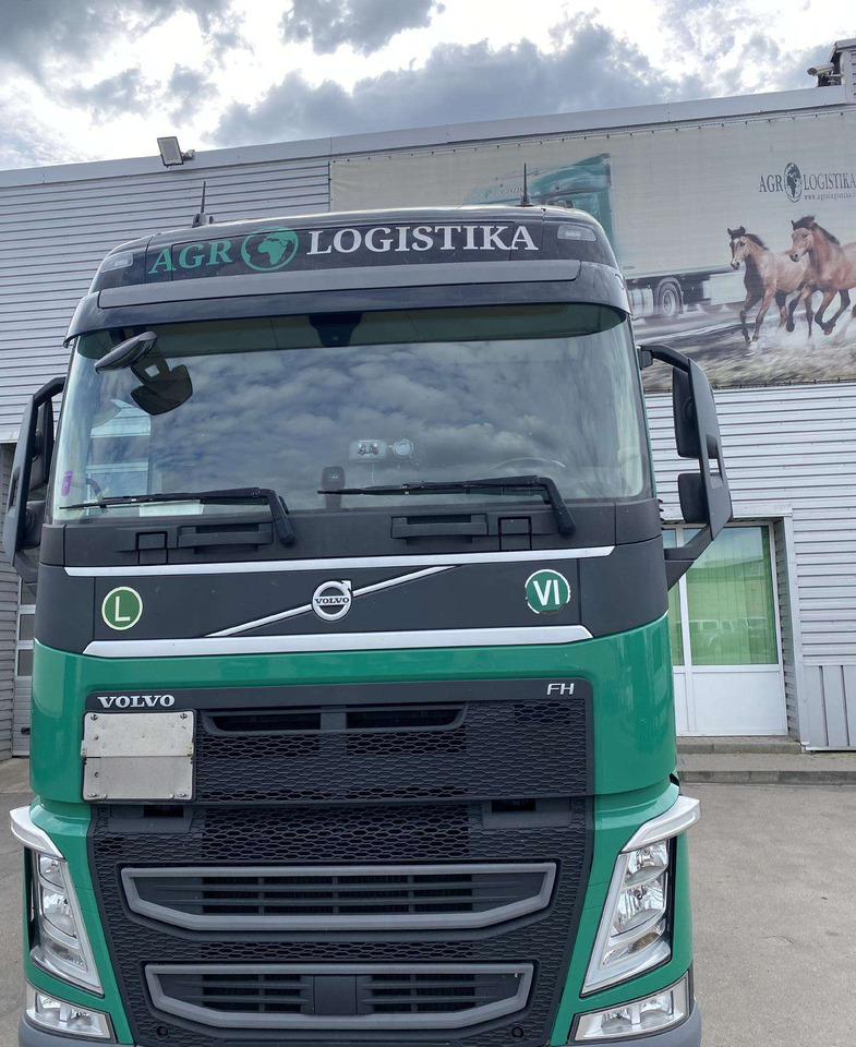 Volvo FH 460 - شاحنة جرار: صور 2 Volvo FH 460 - شاحنة جرار: صور 2