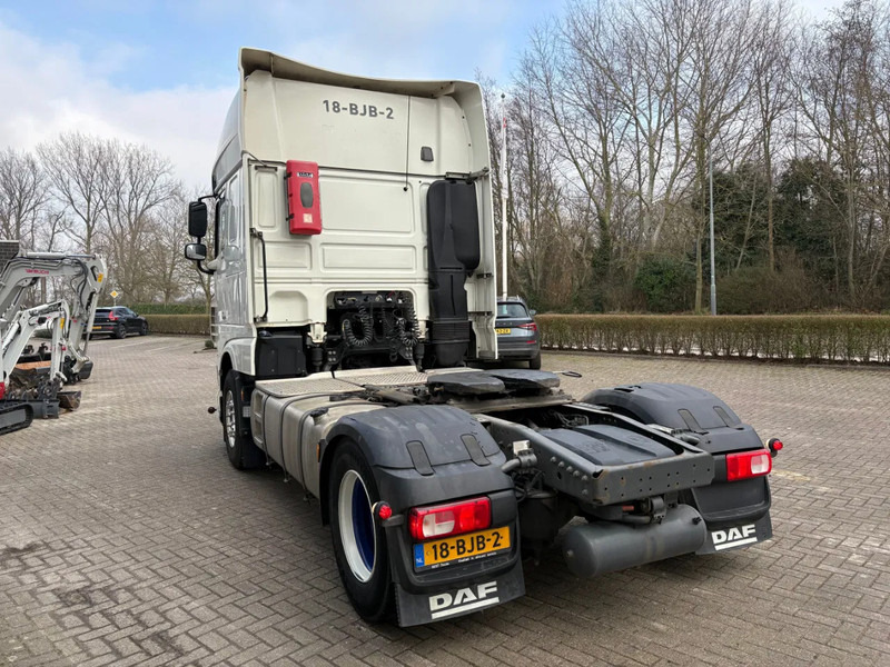 DAF XF 460 4x2 / APK - TUV JANUARI 2026 / HOLLAND TRUCK / ADR KLASSE I II III / 2 BEDS / - شاحنة جرار: صور 3 DAF XF 460 4x2 / APK - TUV JANUARI 2026 / HOLLAND TRUCK / ADR KLASSE I II III / 2 BEDS / - شاحنة جرار: صور 3