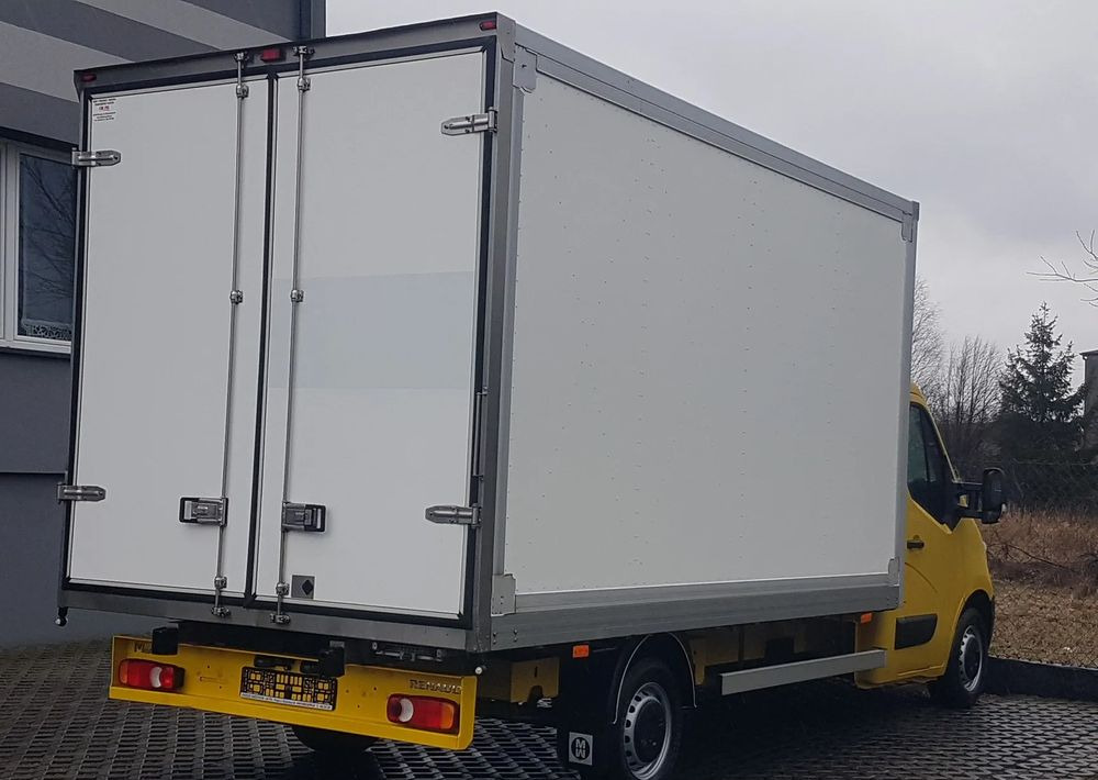 Renault MASTER KONTENER 8EP 4,21x2,23x2,22 KLIMA MANUAL KRAJOWY 6-BIEGÓW - الشاحنات الصغيرة صندوق مغلق: صور 4 Renault MASTER KONTENER 8EP 4,21x2,23x2,22 KLIMA MANUAL KRAJOWY 6-BIEGÓW - الشاحنات الصغيرة صندوق مغلق: صور 4