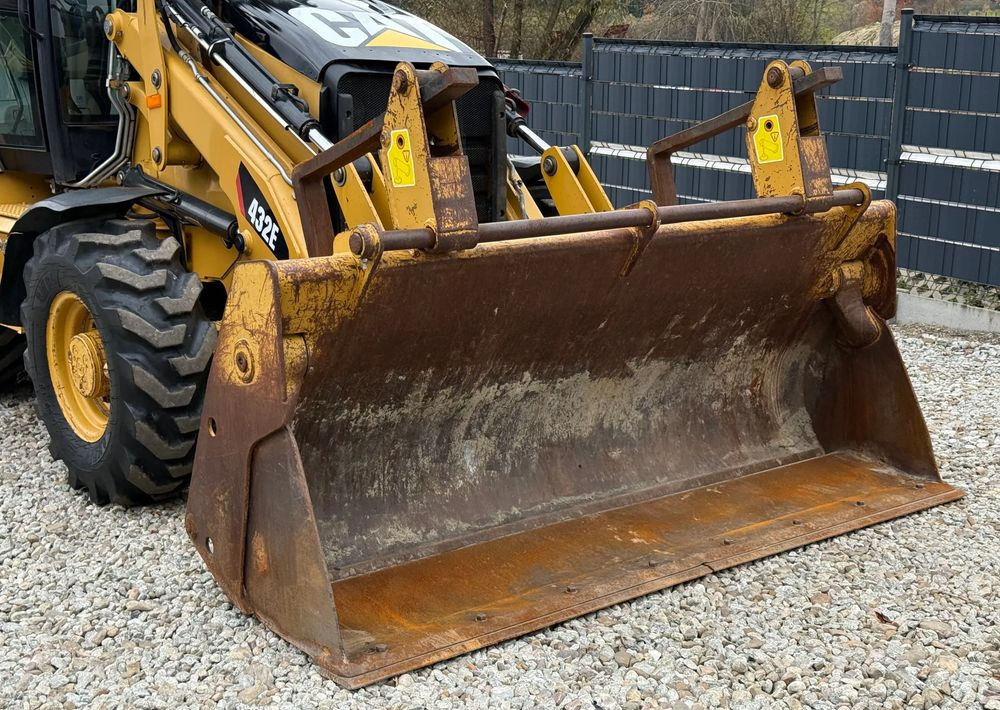 Caterpillar * Koparko Ładowarka * CAT 432 E * Caterpillar * Joystick * Stan Idealny - حفار متعدد الاستخدام: صور 3 Caterpillar * Koparko Ładowarka * CAT 432 E * Caterpillar * Joystick * Stan Idealny - حفار متعدد الاستخدام: صور 3