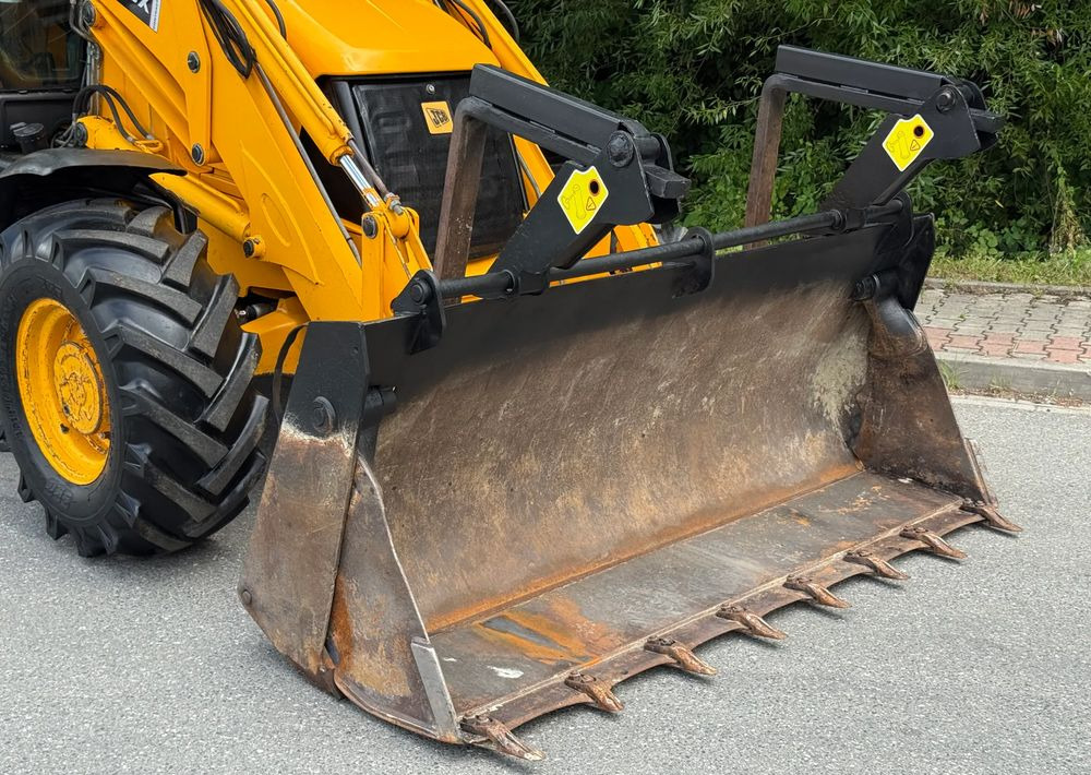 JCB * 3CX * JCB CONTRACTOR * Koparko Ładowarka * Bardzo Dobry Stan - حفار متعدد الاستخدام: صور 2 JCB * 3CX * JCB CONTRACTOR * Koparko Ładowarka * Bardzo Dobry Stan - حفار متعدد الاستخدام: صور 2