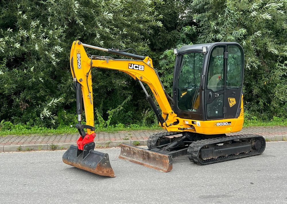 JCB * JCB 8030 *Sprowadzona* MINIKOPARKA Stan IDEALNY - حفارة مصغرة: صور 1 JCB * JCB 8030 *Sprowadzona* MINIKOPARKA Stan IDEALNY - حفارة مصغرة: صور 1