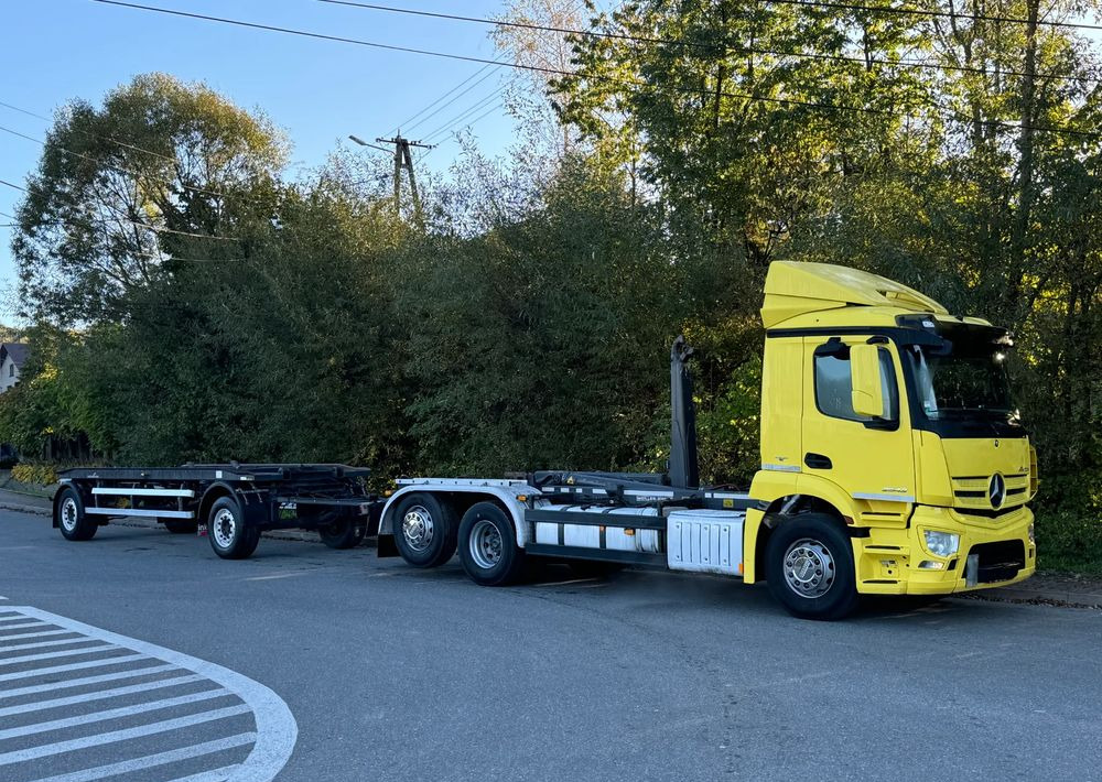 Kögel * Przyczepa Do Przewozu Kontenerów * - مقطورة هوك ليفت/ لود لوجر: صور 2 Kögel * Przyczepa Do Przewozu Kontenerów * - مقطورة هوك ليفت/ لود لوجر: صور 2