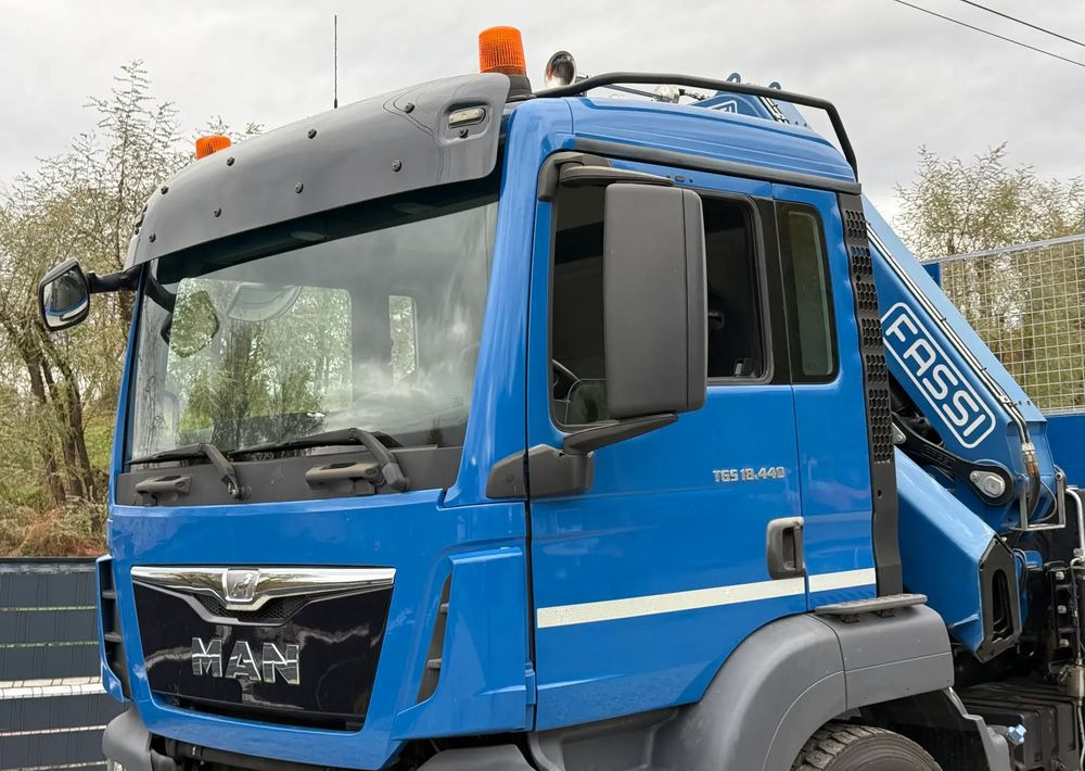 MAN * MAN 18.440 TGS * 4x4 * HDS Fassi F215 * Sprowadzony * 95 000 KM ! * Stan Jak Nowy - شاحنات مسطحة, شاحنة كرين: صور 4 MAN * MAN 18.440 TGS * 4x4 * HDS Fassi F215 * Sprowadzony * 95 000 KM ! * Stan Jak Nowy - شاحنات مسطحة, شاحنة كرين: صور 4