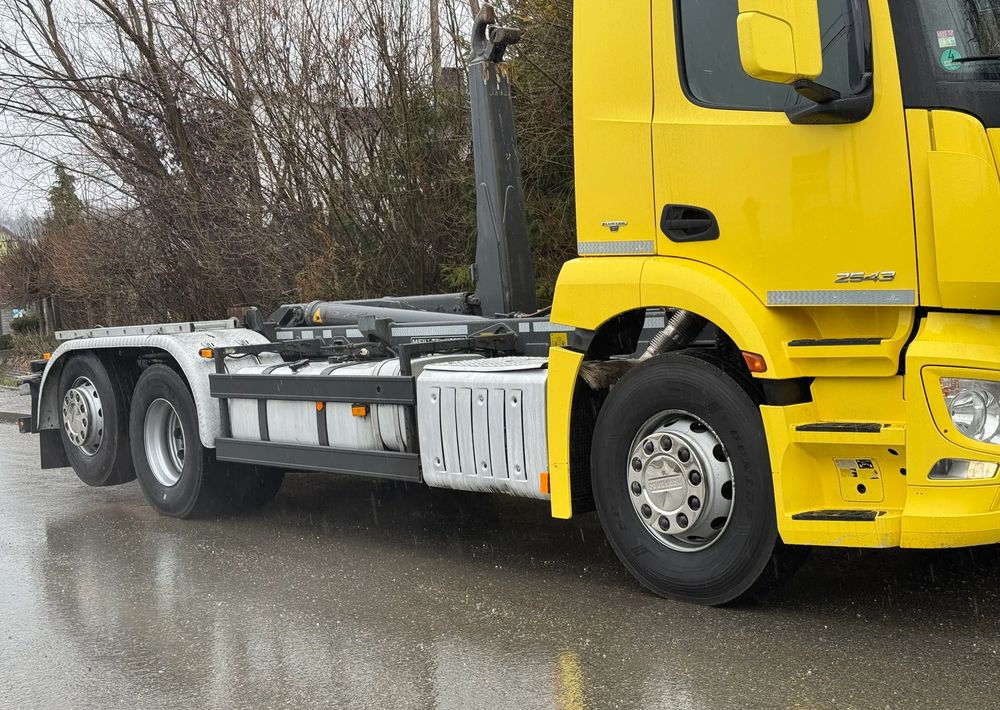 Mercedes-Benz * Hakowiec * Mercedes Antos 2543 * Sprowadzony * Stan Perfekcyjny - شاحنة ذات الخطاف: صور 5 Mercedes-Benz * Hakowiec * Mercedes Antos 2543 * Sprowadzony * Stan Perfekcyjny - شاحنة ذات الخطاف: صور 5
