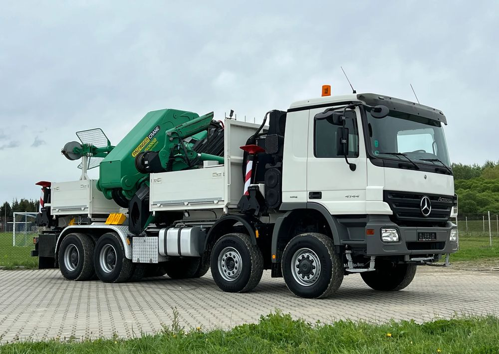 Mercedes-Benz * Mercedes 8x6 Actros 4144 * HDS Palfinger 150002 + FLY JIB PJ 170 * Dźwig * 40 TON * Wyciągarka * 35 Metrów * Kosz * - معدات الغابات, شاحنة: صور 1 Mercedes-Benz * Mercedes 8x6 Actros 4144 * HDS Palfinger 150002 + FLY JIB PJ 170 * Dźwig * 40 TON * Wyciągarka * 35 Metrów * Kosz * - معدات الغابات, شاحنة: صور 1
