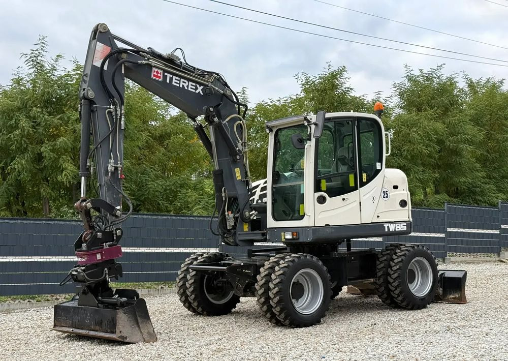 Terex * Koparka Kołowa TEREX TW 85 * Sprowadzona * Rototilt * - حفارة على عجلات: صور 2 Terex * Koparka Kołowa TEREX TW 85 * Sprowadzona * Rototilt * - حفارة على عجلات: صور 2