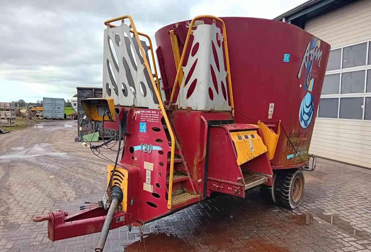AGM W12 voermengwagen voermachines - آلة خلط وتوزيع الأعلاف: صور 2 AGM W12 voermengwagen voermachines - آلة خلط وتوزيع الأعلاف: صور 2