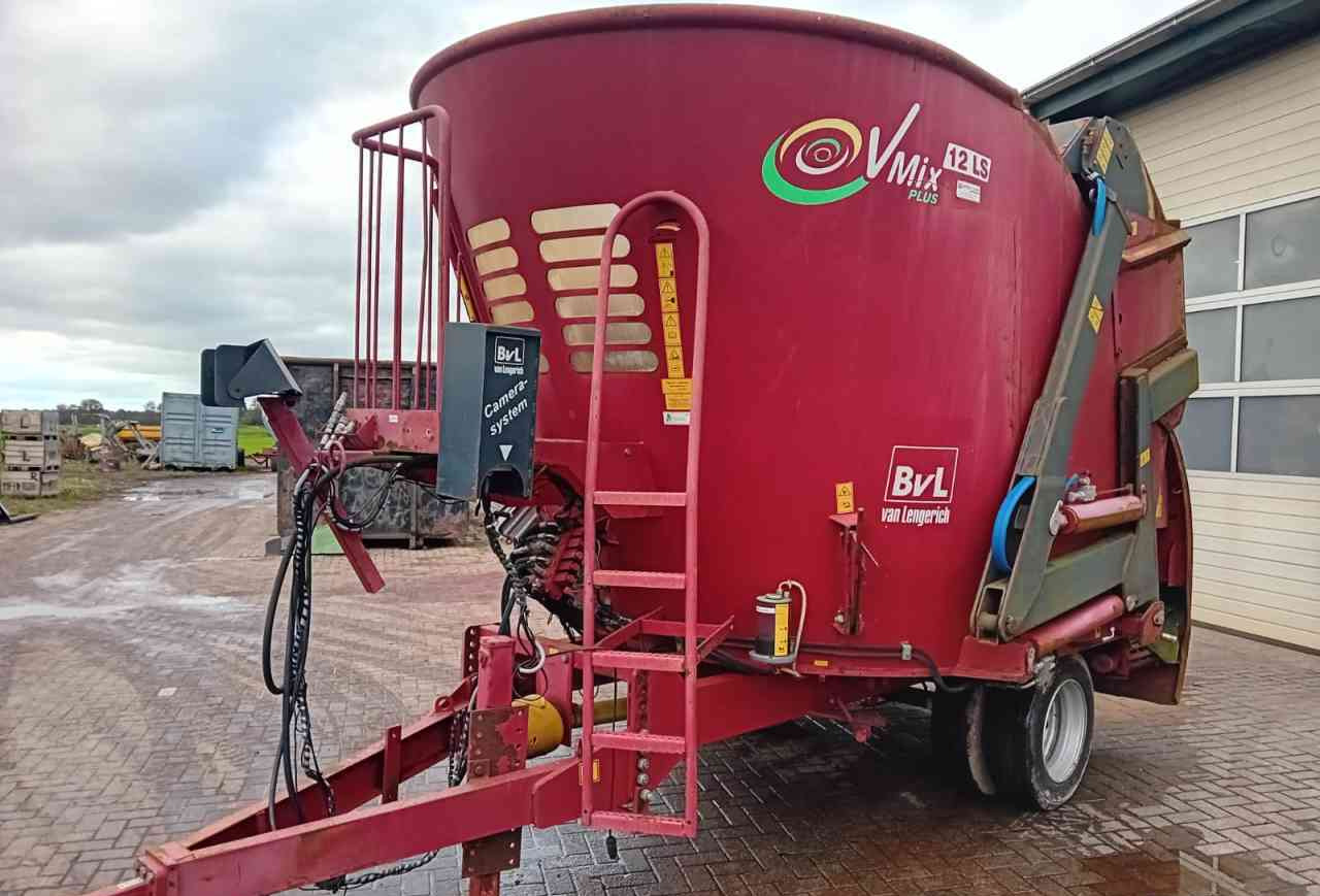 BVL V-Mix Plus 12 LS voermengwagen voermachines - آلة خلط وتوزيع الأعلاف: صور 1 BVL V-Mix Plus 12 LS voermengwagen voermachines - آلة خلط وتوزيع الأعلاف: صور 1
