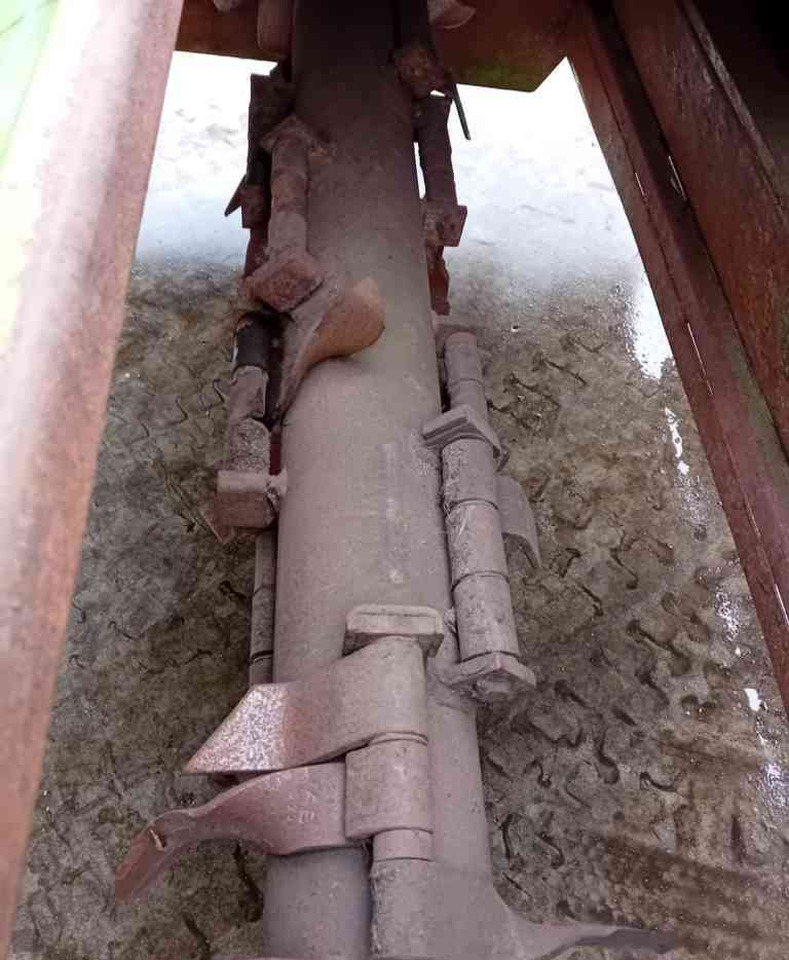 Baselier LKA170 frontloofklapper oogstmachines - آلة قطع أوراق البطاطس: صور 5 Baselier LKA170 frontloofklapper oogstmachines - آلة قطع أوراق البطاطس: صور 5