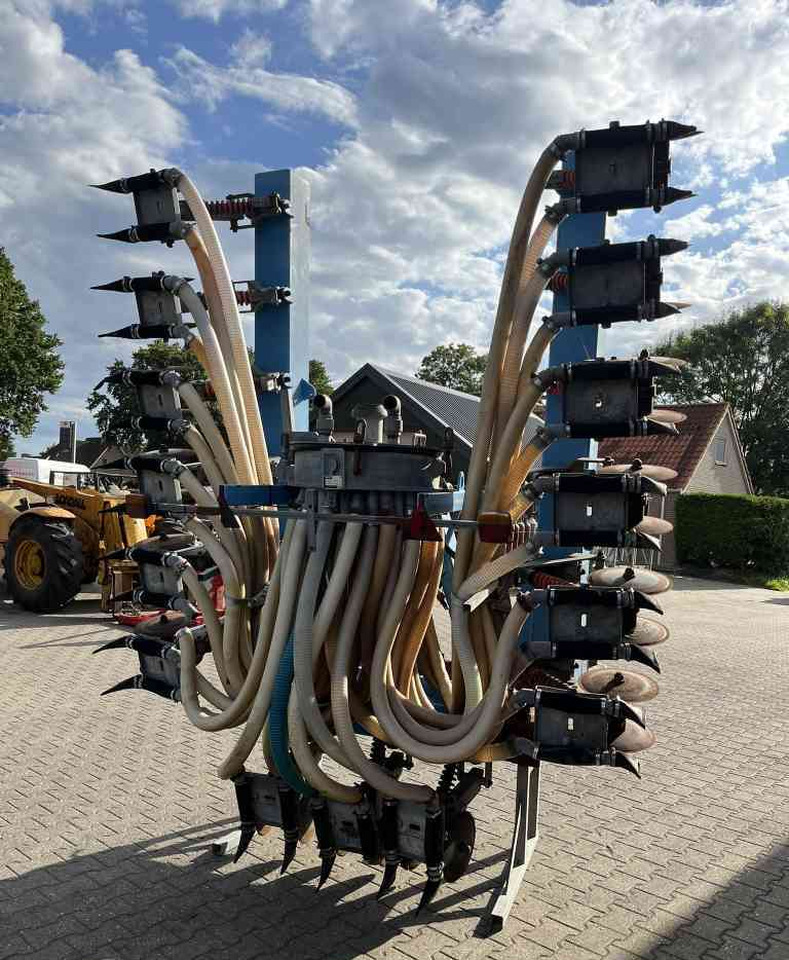 Duport Farmer 6030 DW Graslandbemester, zodebemester, mestverwerking - حقن فى التربة: صور 4 Duport Farmer 6030 DW Graslandbemester, zodebemester, mestverwerking - حقن فى التربة: صور 4