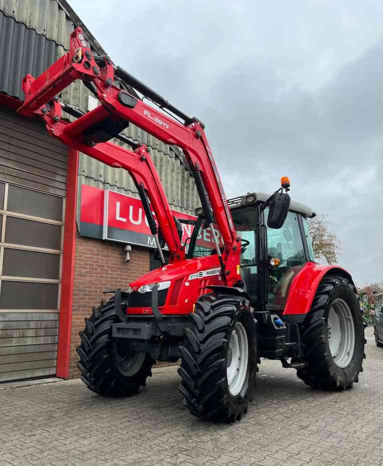 Massey Ferguson 5710S Dyna-4 Essential *Verkocht/sold* - جرار: صور 2 Massey Ferguson 5710S Dyna-4 Essential *Verkocht/sold* - جرار: صور 2