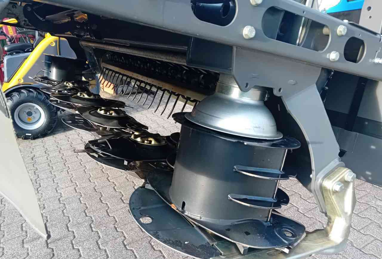 Massey Ferguson DM316 FP-KC schijvenmaaier weidebouwmachines - جزازة: صور 5 Massey Ferguson DM316 FP-KC schijvenmaaier weidebouwmachines - جزازة: صور 5