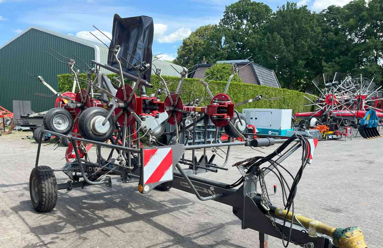 Massey Ferguson TD 1008 TRC Schudder weidebouwmachines - لمّامَة القش: صور 2 Massey Ferguson TD 1008 TRC Schudder weidebouwmachines - لمّامَة القش: صور 2
