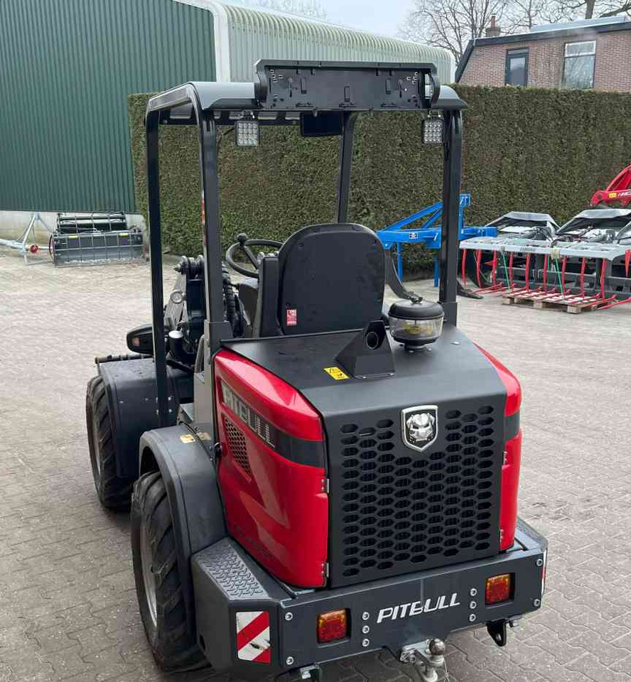 Pitbull X27-45CRT Minishovel - اللودر بعجل: صور 4 Pitbull X27-45CRT Minishovel - اللودر بعجل: صور 4