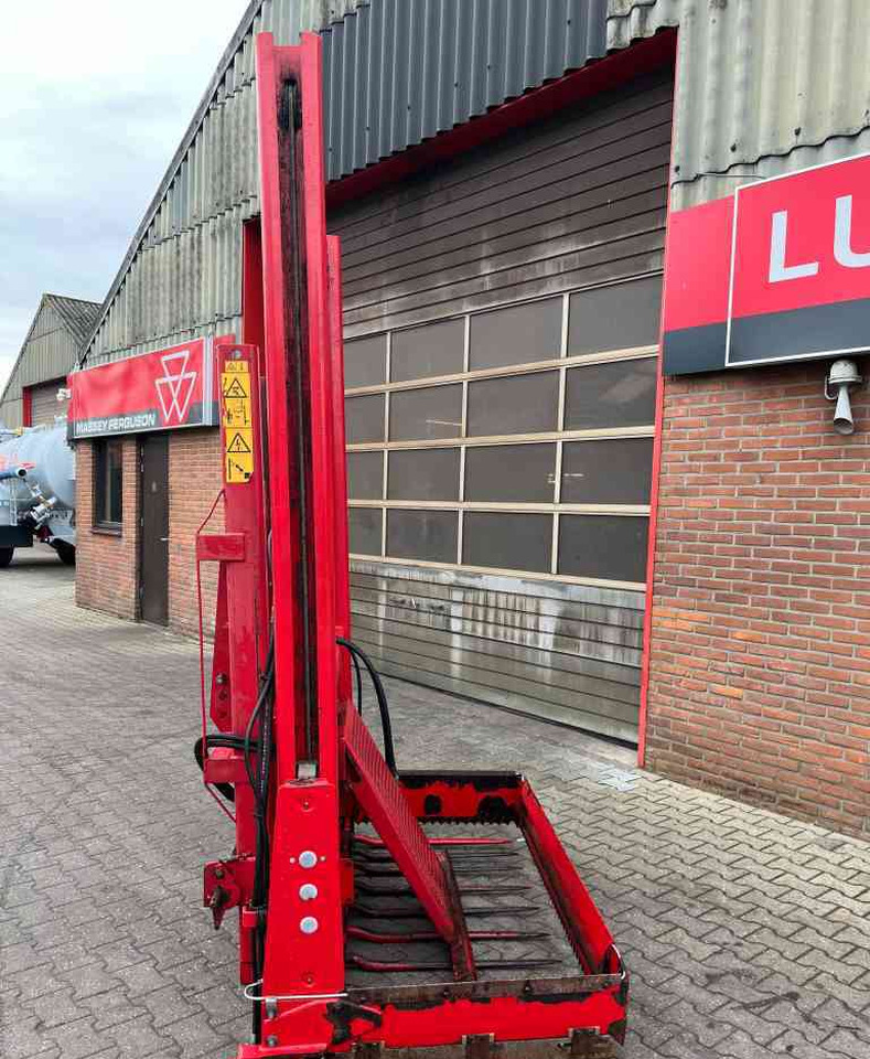 Trioliet TU195 Kuilvoersnijder kuilsnijder hefmast voermachines - السيلاج الآلات: صور 5 Trioliet TU195 Kuilvoersnijder kuilsnijder hefmast voermachines - السيلاج الآلات: صور 5