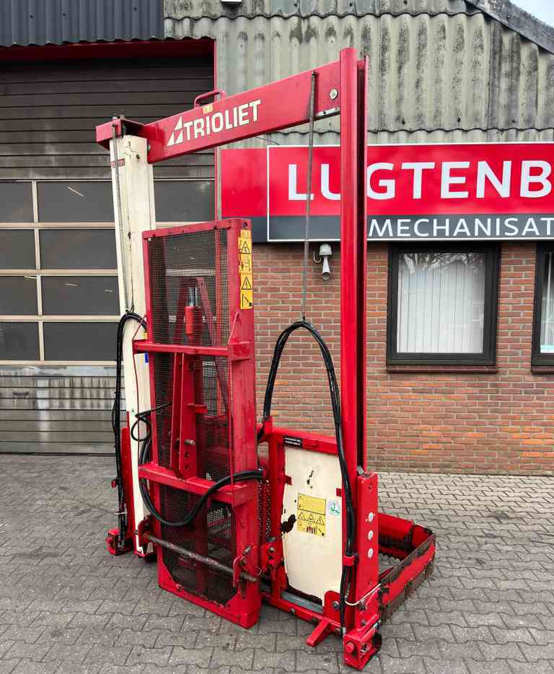 Trioliet TU195 Kuilvoersnijder kuilsnijder hefmast voermachines - السيلاج الآلات: صور 1 Trioliet TU195 Kuilvoersnijder kuilsnijder hefmast voermachines - السيلاج الآلات: صور 1