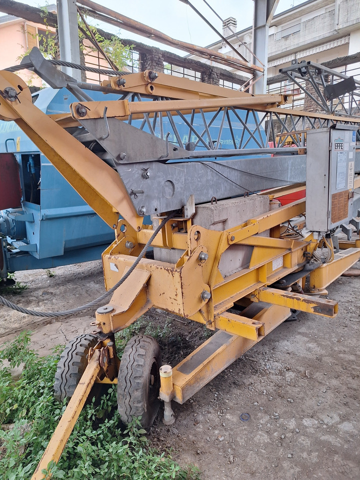 POTAIN HD10A - رافعة ذاتية التركيب: صور 1 POTAIN HD10A - رافعة ذاتية التركيب: صور 1