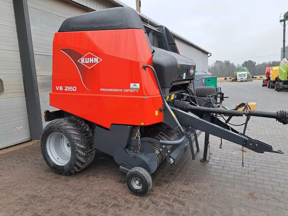Kuhn VB 2160 - مكبس القش الدائري: صور 1 Kuhn VB 2160 - مكبس القش الدائري: صور 1