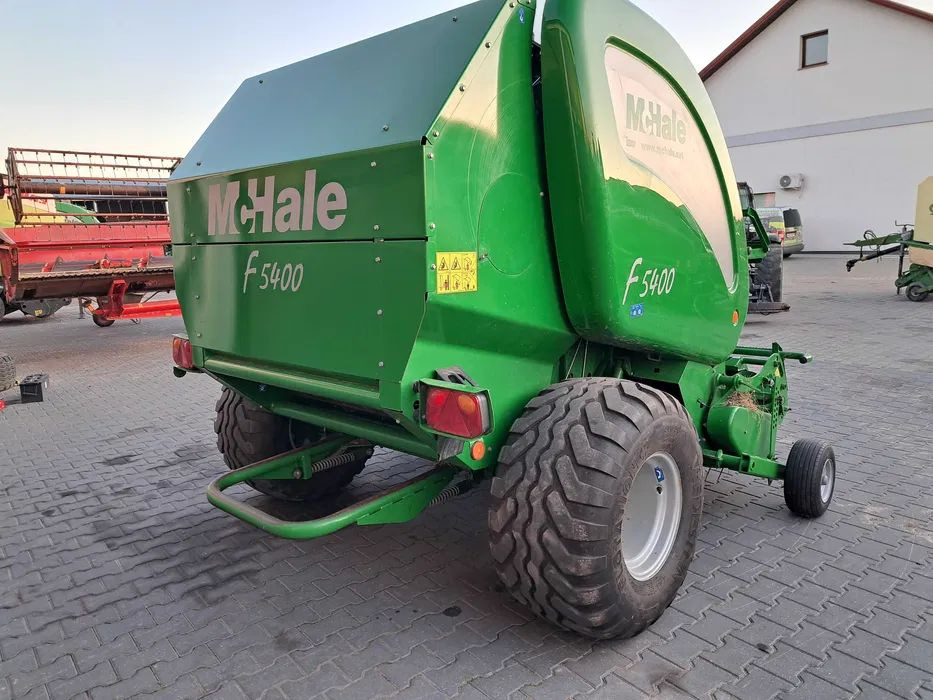 Mchale 5400C - مكبس القش الدائري: صور 3 Mchale 5400C - مكبس القش الدائري: صور 3