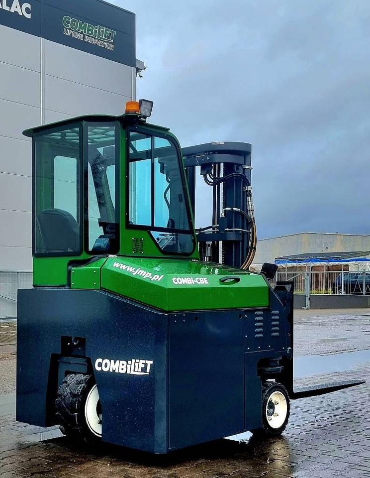 Combilift CBE 2500 - شاحنة المناولة رباعية الاتجاهات: صور 3 Combilift CBE 2500 - شاحنة المناولة رباعية الاتجاهات: صور 3