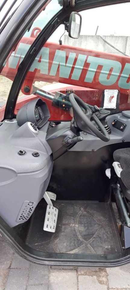 رافعة تلسكوبية Manitou MT 625 H (66): صور 10 رافعة تلسكوبية Manitou MT 625 H (66): صور 10
