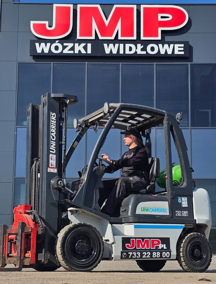 UniCarriers U1D2A25LQ DX25 LPG - رافعة شوكية تعمل بالغاز: صور 1 UniCarriers U1D2A25LQ DX25 LPG - رافعة شوكية تعمل بالغاز: صور 1