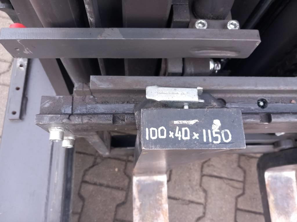 UniCarriers UMS 160 DTFVRE725 - شاحنة مناولة: صور 4 UniCarriers UMS 160 DTFVRE725 - شاحنة مناولة: صور 4