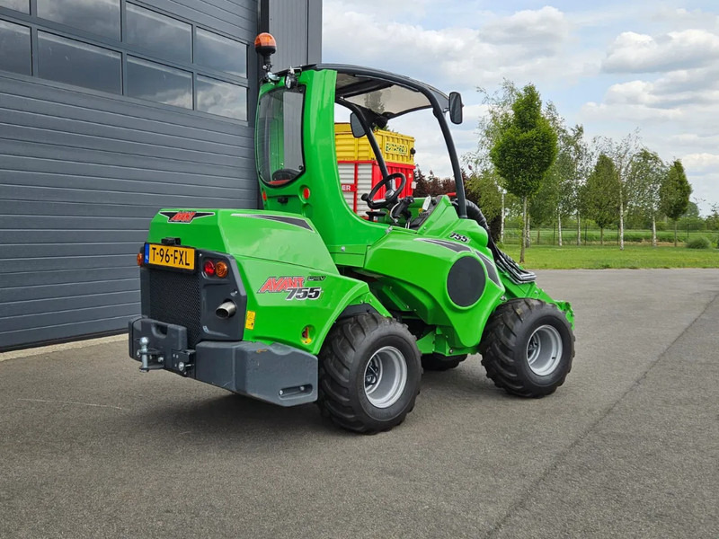 Avant 755i TDL+ mini-shovel - اللودر المجنزر صغير: صور 4 Avant 755i TDL+ mini-shovel - اللودر المجنزر صغير: صور 4