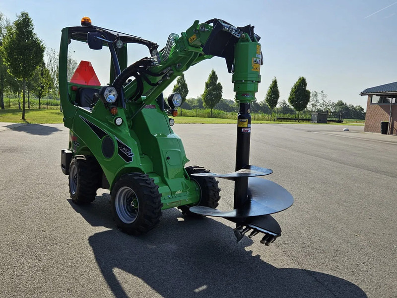 Avant XHD 72 Boorinstallatie met grondboor 900mm - ملحقات - الآلات والماكينات الزراعية: صور 5 Avant XHD 72 Boorinstallatie met grondboor 900mm - ملحقات - الآلات والماكينات الزراعية: صور 5