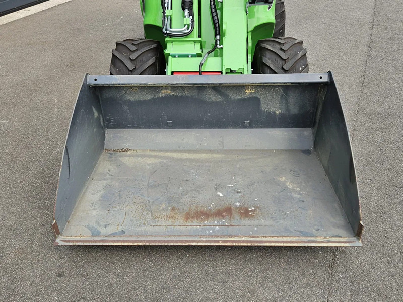 Avant xvieuw 135cm Grondbak - بكت - الآلات والماكينات الزراعية: صور 2 Avant xvieuw 135cm Grondbak - بكت - الآلات والماكينات الزراعية: صور 2