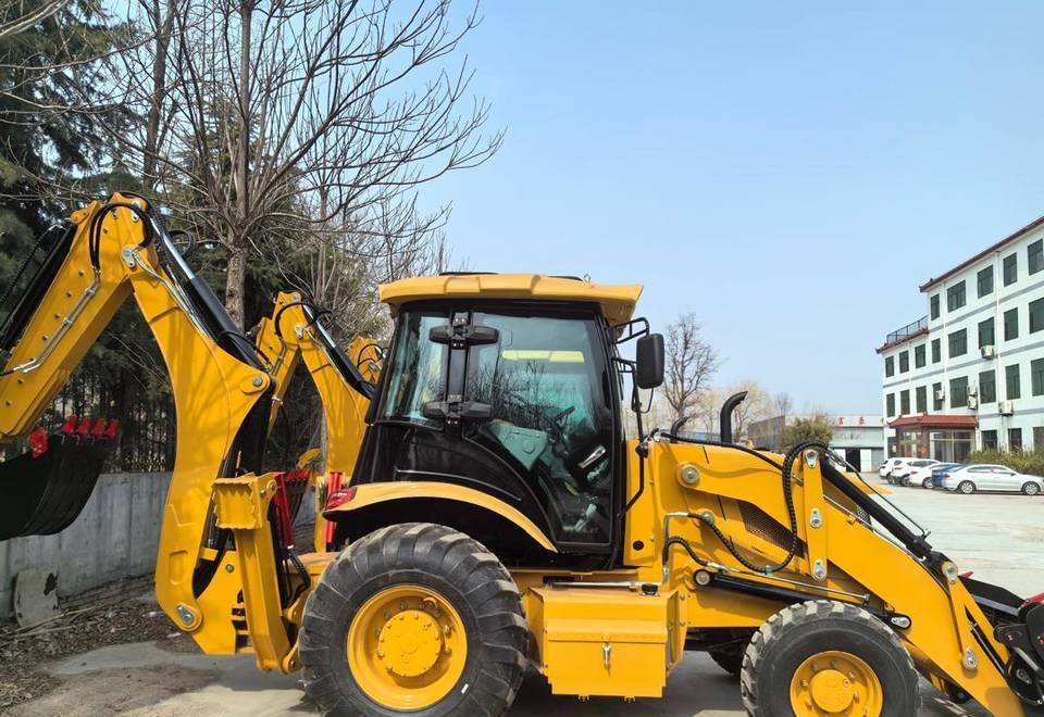 NEW MAXUS 3CX Backhoe Loader Only 150,000 PLN 2025 Model | НОВИЙ MAXUS 3CX Екскаватор-навантажувач Тільки 150,000 грн Модель 2025 рік - حفار متعدد الاستخدام: صور 3 NEW MAXUS 3CX Backhoe Loader Only 150,000 PLN 2025 Model | НОВИЙ MAXUS 3CX Екскаватор-навантажувач Тільки 150,000 грн Модель 2025 рік - حفار متعدد الاستخدام: صور 3