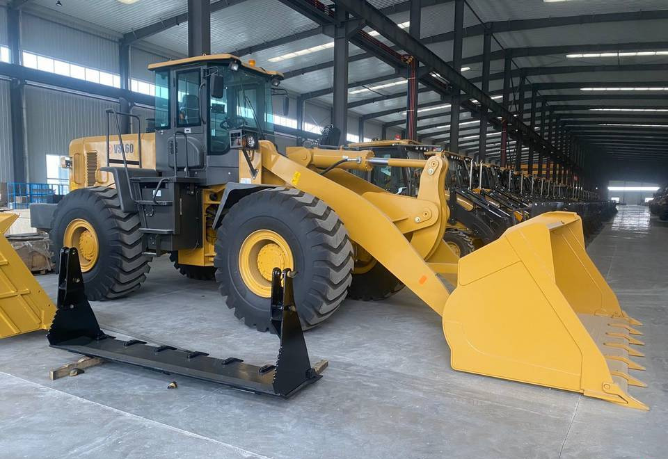 جديد جرار NEW MAXUS 50 HP 4x4 Tractor Euro 5 Warranty up to 10 YEARS НОВИЙ MAXUS 50 К.с. 4x4 Трактор Euro 5 Гарантія до 10 РОКІВ NOWY MAXUS 50 KM 4x4 Ciągnik Euro 5 Gwarancja do 10 LAT: صور 10