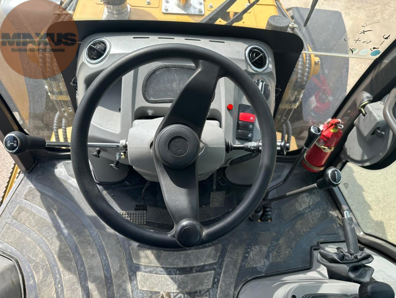 Maxus Backhoe Loader MAXUS 4CX - حفار متعدد الاستخدام: صور 5 Maxus Backhoe Loader MAXUS 4CX - حفار متعدد الاستخدام: صور 5