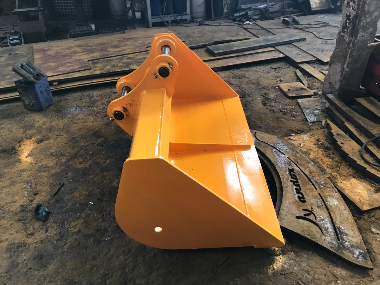 Volvo - بكت شيول - آلات البناء: صور 4 Volvo - بكت شيول - آلات البناء: صور 4