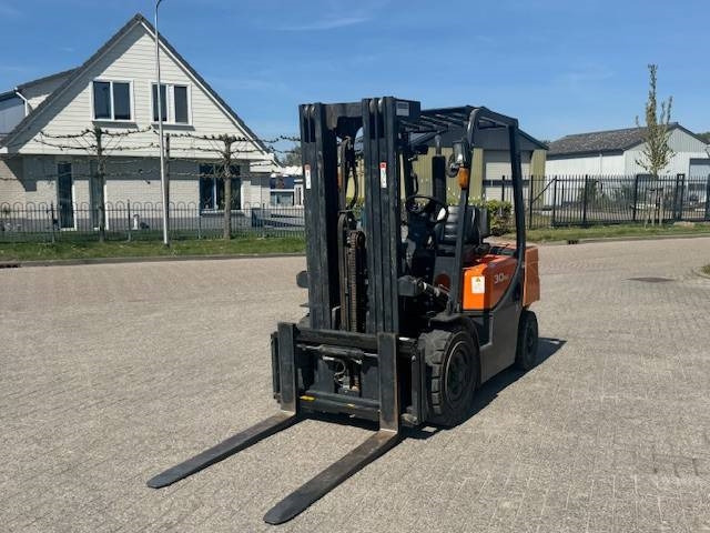 Doosan D30 Plus - رافعة شوكية ديزل: صور 5 Doosan D30 Plus - رافعة شوكية ديزل: صور 5