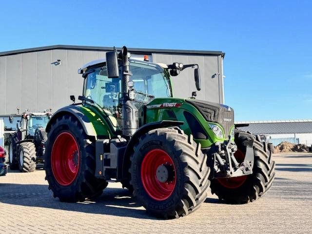 Fendt 724 Gen6 Profi Plus, 1045 uur! - جرار: صور 2 Fendt 724 Gen6 Profi Plus, 1045 uur! - جرار: صور 2