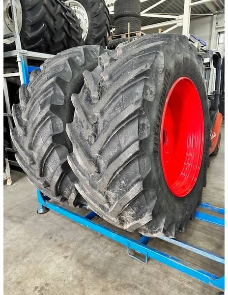 Trelleborg 710/60 R42 VF banden - الإطارات والجنوط - الآلات والماكينات الزراعية: صور 2 Trelleborg 710/60 R42 VF banden - الإطارات والجنوط - الآلات والماكينات الزراعية: صور 2