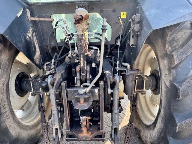 Valtra 6650 Hitech, FH+PTO, 8265 uur! - جرار: صور 3 Valtra 6650 Hitech, FH+PTO, 8265 uur! - جرار: صور 3