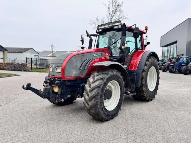 Valtra T172 Direct FH+PTO, 6772 uur! - جرار: صور 5 Valtra T172 Direct FH+PTO, 6772 uur! - جرار: صور 5