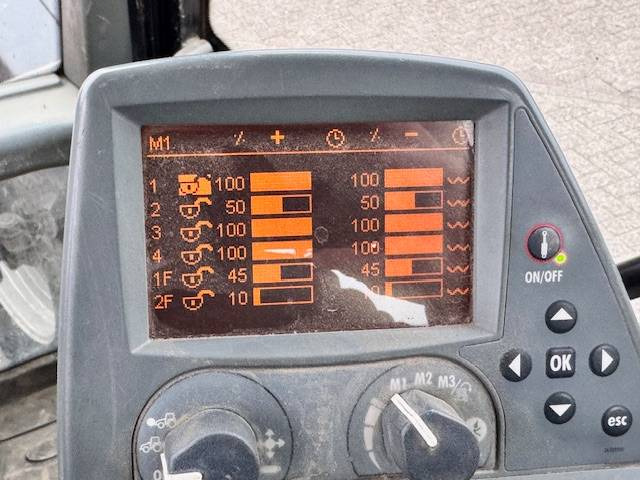 Valtra T172 Direct FH+PTO, 6772 uur! - جرار: صور 2 Valtra T172 Direct FH+PTO, 6772 uur! - جرار: صور 2