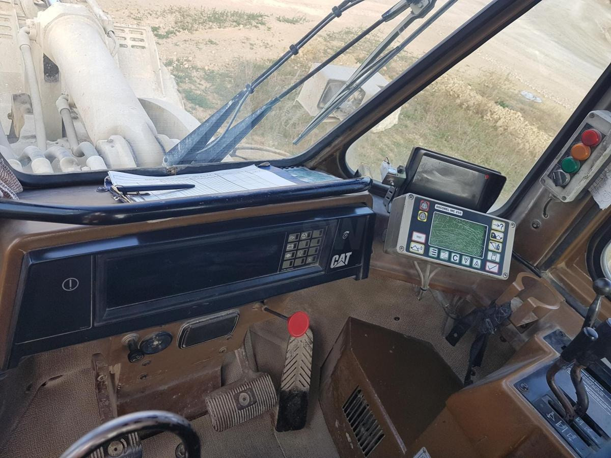 اللودر بعجل Caterpillar 992D: صور 9