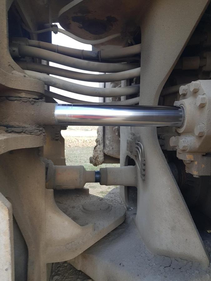 اللودر بعجل Caterpillar 992D: صور 19