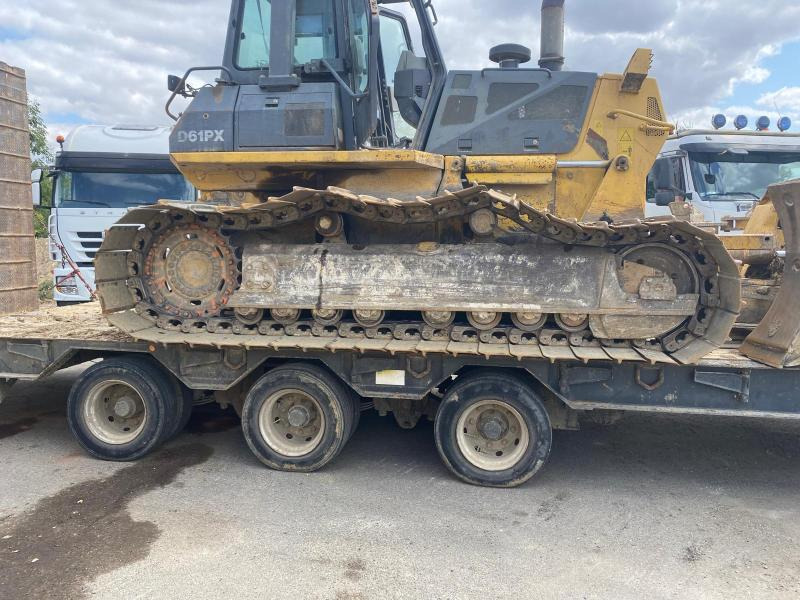 Komatsu D61PX إيجار Komatsu D61PX: صور 8 Komatsu D61PX إيجار Komatsu D61PX: صور 8