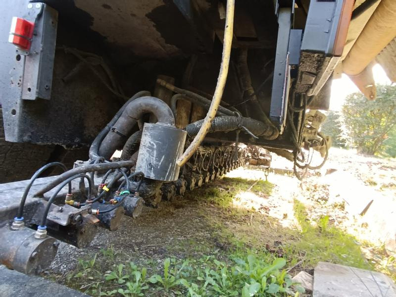 موزع الأسفلت Renault: صور 18