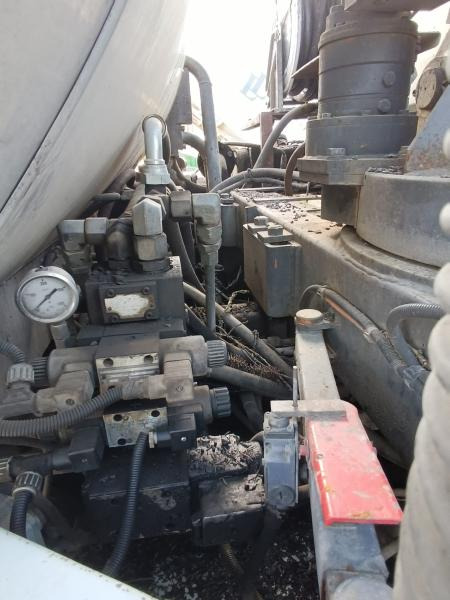 موزع الأسفلت Renault: صور 22