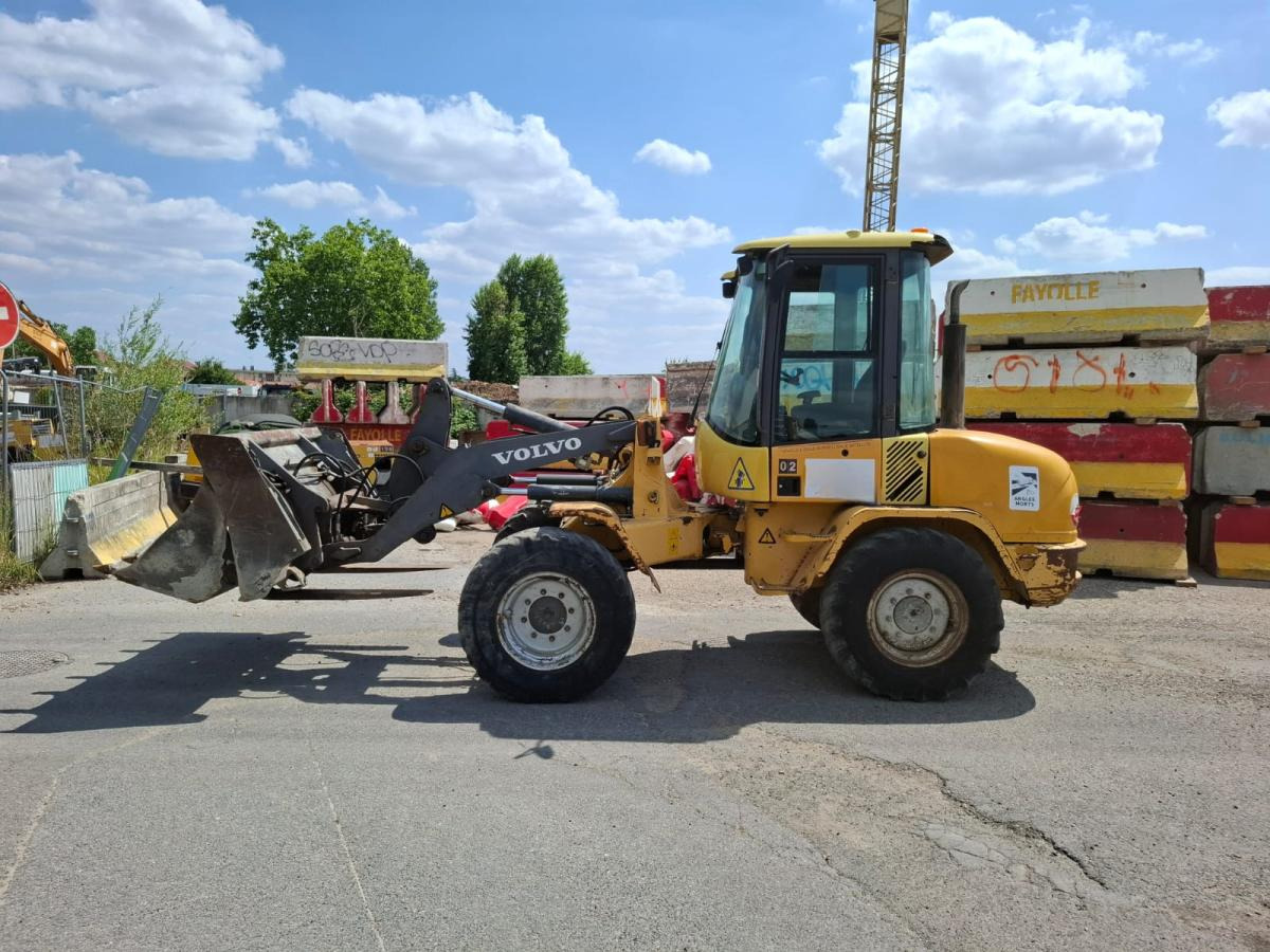 Volvo L 30 B - اللودر بعجل: صور 3 Volvo L 30 B - اللودر بعجل: صور 3