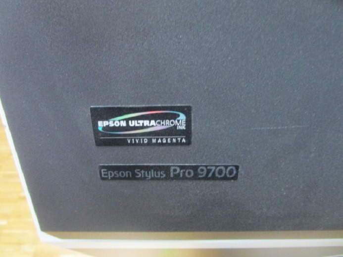 EPSON STYLUS PRO 9700 - آلة الطباعة الرقمية: صور 4 EPSON STYLUS PRO 9700 - آلة الطباعة الرقمية: صور 4