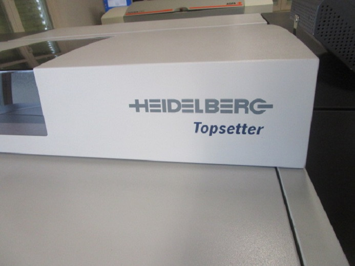 HB TOPSETTER (52 & 74 – SOFTWARE LIZENZ FÜR BEIDE FORMATE) - آلات الطباعة: صور 4 HB TOPSETTER (52 & 74 – SOFTWARE LIZENZ FÜR BEIDE FORMATE) - آلات الطباعة: صور 4