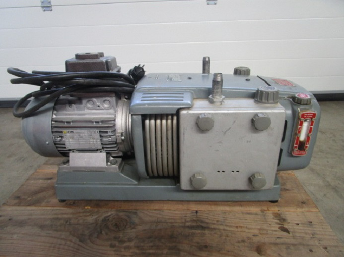 KOMPRESSOR RIETSCHLE CL40 DV - قطع الغيار - آلات الطباعة: صور 1 KOMPRESSOR RIETSCHLE CL40 DV - قطع الغيار - آلات الطباعة: صور 1